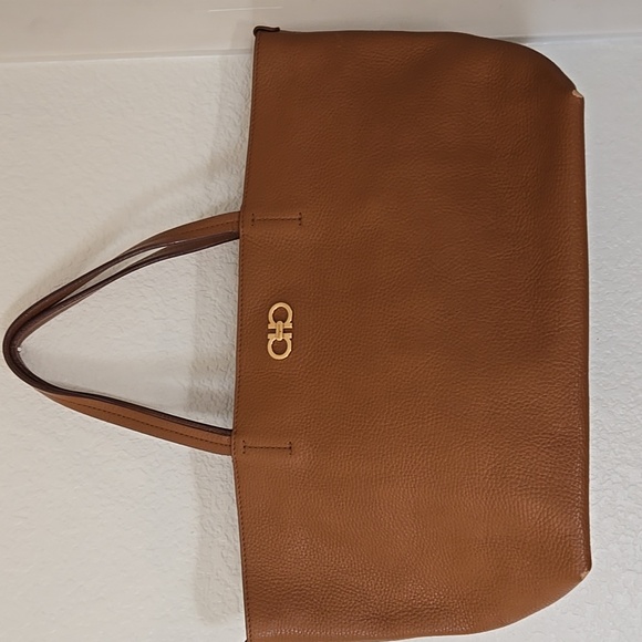 Salvatore Ferragamo Handbags - FERRAGAMO TOTE Carmel
